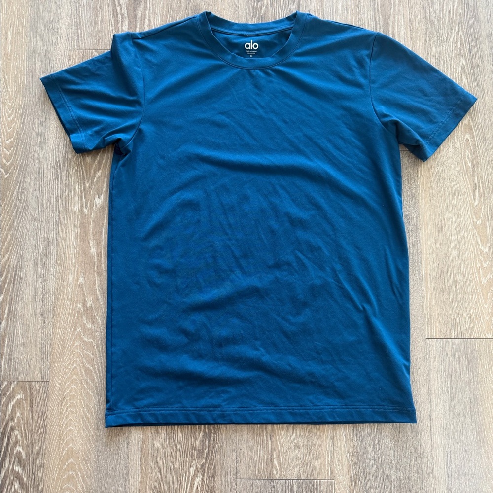 ALO conquer tee